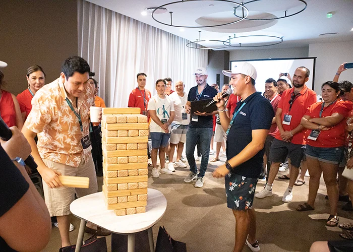 Actividades en Summit Creditaria